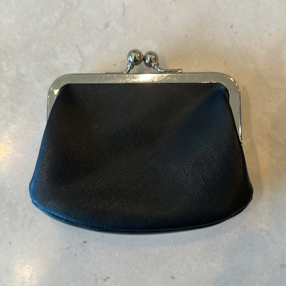 Coach Black Santiago Leather Darcy Bow Framed Coin Purse. Excellent condition. - Picture 2 of 2